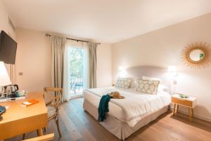 Hotel Spa & Restaurant Cantemerle