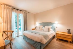 Hotel Spa & Restaurant Cantemerle